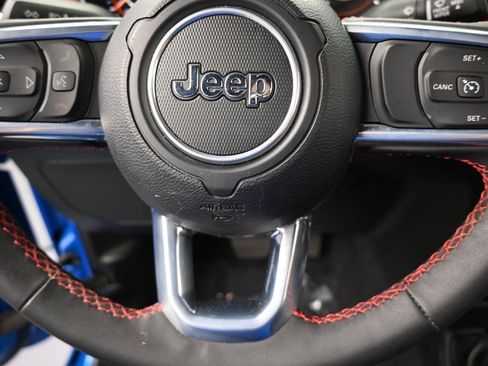 Used 2023 Jeep Gladiator Rubicon w/ Trailer Tow Package image 31