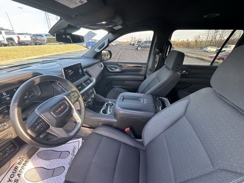 Used 2024 GMC Yukon XL SLE w/ Max Trailering Package image 12