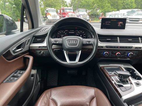 Used 2019 Audi Q7 2.0T Premium Plus w/ Premium Plus Package AWD/4WD image 25