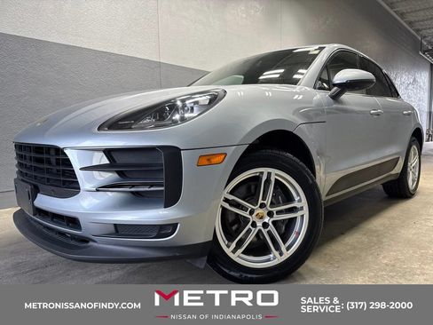Used 2021 Porsche Macan w/ Premium Package AWD/4WD image 1