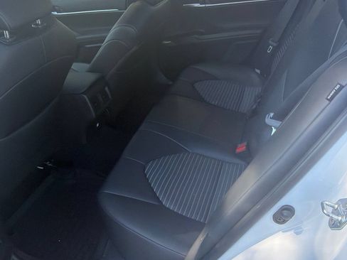 Used 2024 Toyota Camry SE w/ Audio Upgrade Package FWD image 3