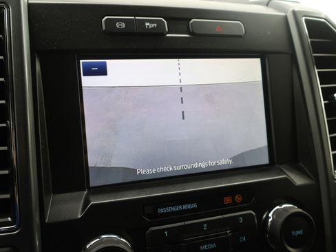 Used 2022 Ford F350 4x4 Crew Cab DRW Super Duty image 16