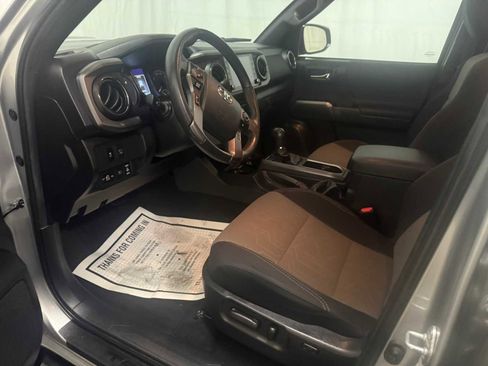 Used 2023 Toyota Tacoma TRD Sport image 20