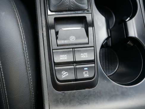 Used 2020 Hyundai Tucson Limited image 32