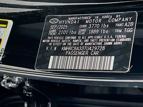 Certified 2026 Hyundai Venue SEL FWD image 32