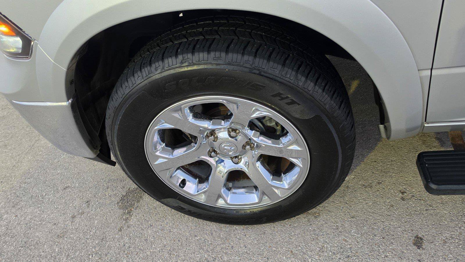 Used 2017 RAM 1500 Laramie AWD/4WD image 35
