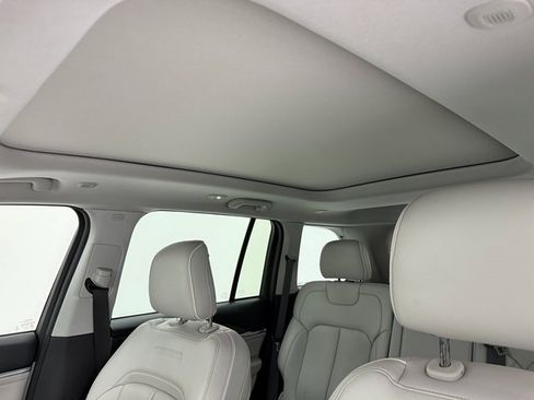 Used 2023 Jeep Grand Cherokee Overland image 8