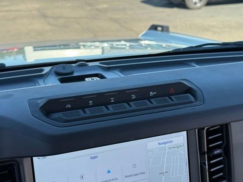 Used 2025 Ford Bronco Badlands AWD/4WD image 25
