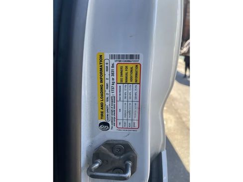 Used 2024 Ford Transit 250 Medium Roof w/LWB Van 3D image 27