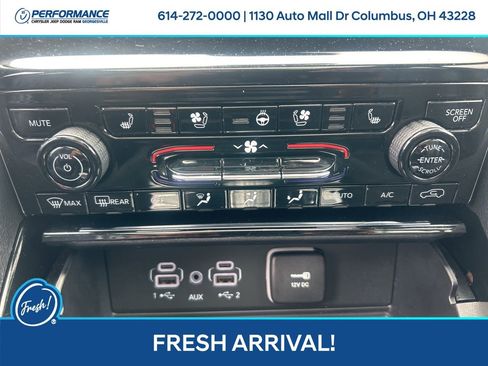 Used 2023 Jeep Grand Cherokee L Overland w/ Advanced Protech Group III AWD/4WD image 25