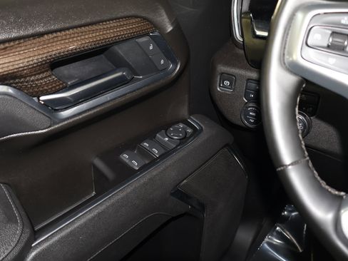 Used 2025 Chevrolet Silverado 1500 LT image 35