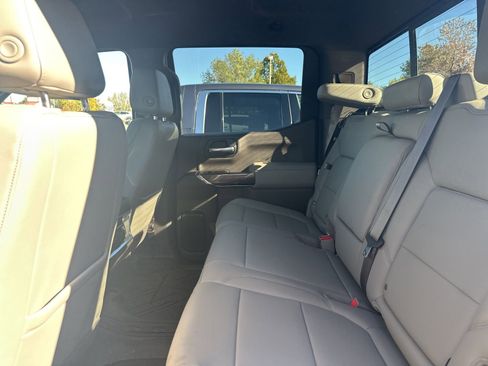 Used 2021 Chevrolet Silverado 1500 LTZ w/ Z71 Off-Road Package image 34