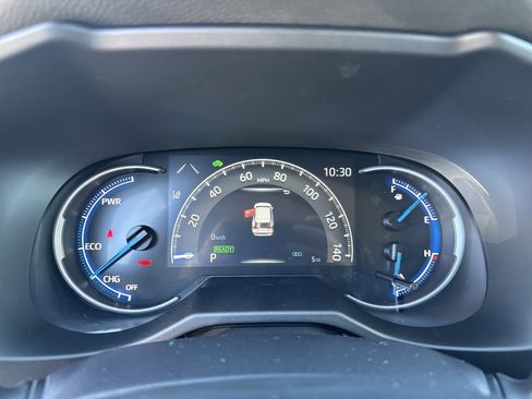 New 2025 Toyota RAV4 LE image 17