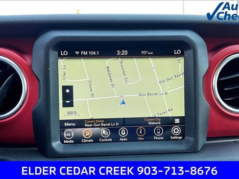 Used 2020 Jeep Gladiator Rubicon AWD/4WD image 37