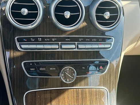 Used 2016 Mercedes-Benz C 300 Sedan image 21