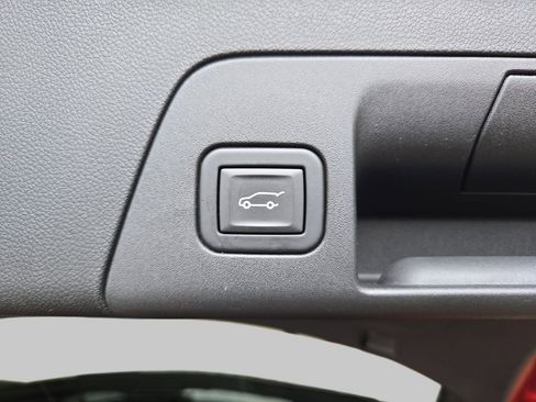 Used 2023 Buick Envision Avenir AWD/4WD image 15