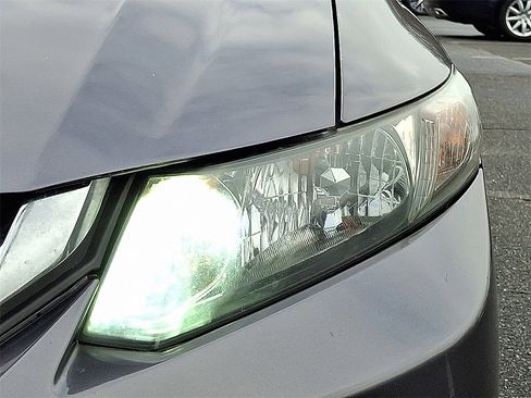 Used 2015 Honda Civic LX image 10