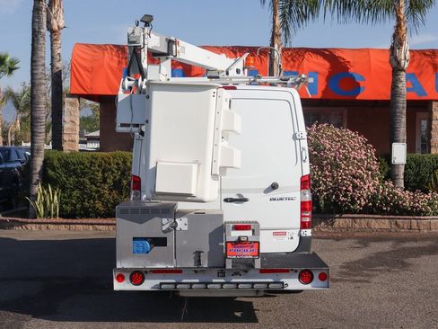 Used 2012 Mercedes-Benz Sprinter 3500 image 7