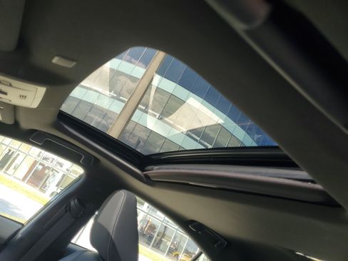 Used 2025 Lexus IS 350 F Sport image 21