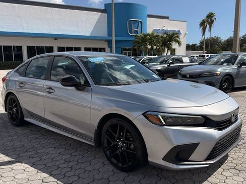 Used 2024 Honda Civic Sport image 13