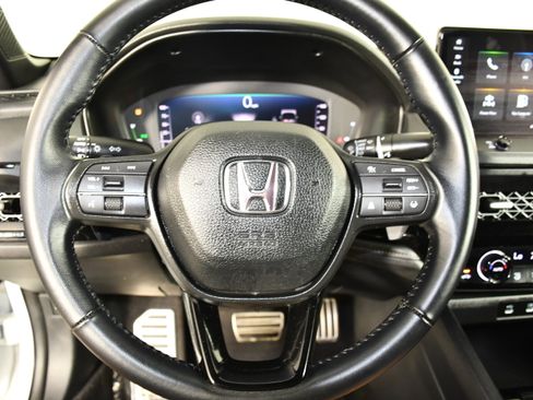 Used 2024 Honda Accord Sport image 19