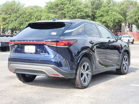 Used 2025 Lexus RX 350h w/ Convenience Package AWD/4WD image 4