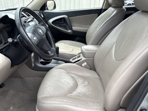 Used 2007 Toyota RAV4 Limited FWD image 13