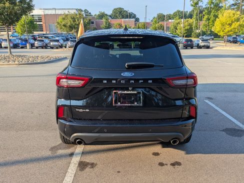 Certified 2024 Ford Escape ST-Line w/ Tech Pack #1 FWD image 5