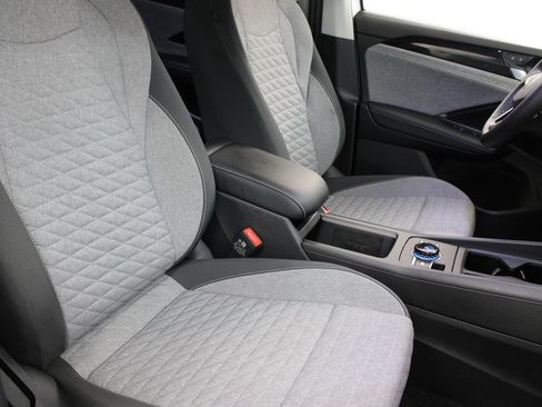 Certified 2026 Volkswagen Tiguan S FWD image 22