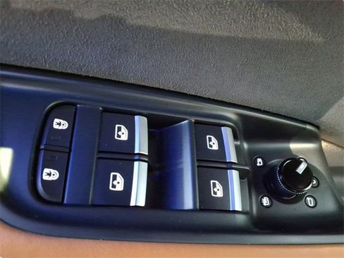 Used 2025 Audi RS Q8 performance image 13