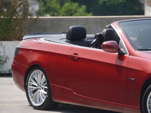 Used 2011 BMW 335i 335i Convertible 2D image 6