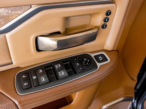 Used 2019 RAM 2500 Limited image 45