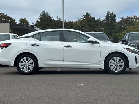 New 2025 Nissan Sentra S image 8