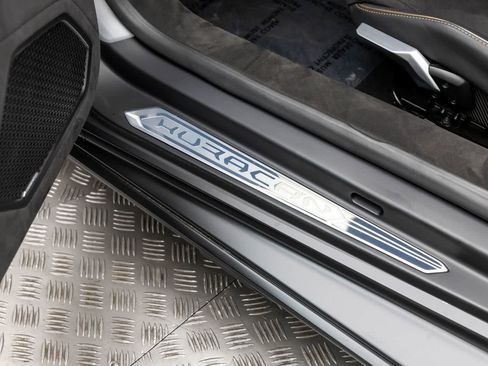 Used 2024 Lamborghini Huracan Sterrato image 25