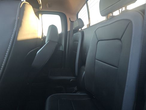 Used 2019 Chevrolet Colorado Z71 image 18