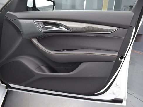 New 2026 Cadillac CT5 Sport AWD/4WD image 32