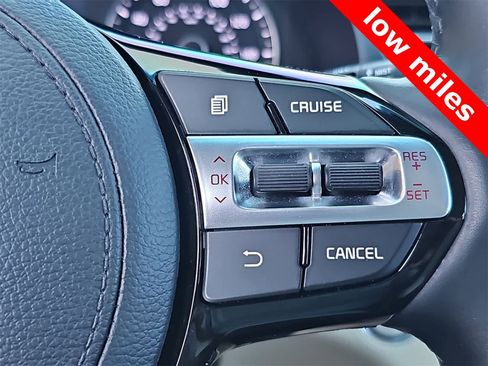 Used 2019 Kia Cadenza Premium image 26