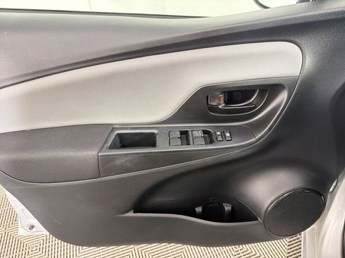 Used 2017 Toyota Yaris L w/ Carpet Mat Package FWD image 13