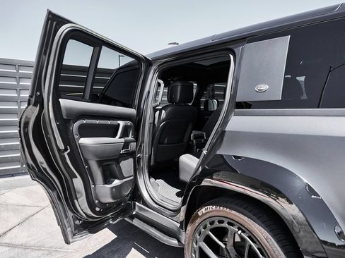 Used 2023 Land Rover Defender 110 Carpathian Edition AWD/4WD image 32