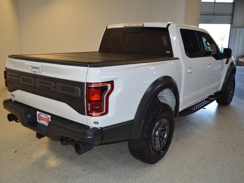 Used 2020 Ford F150 Raptor w/ Equipment Group 802A Luxury AWD/4WD image 3