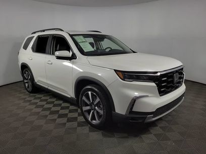 Used 2025 Honda Pilot Touring