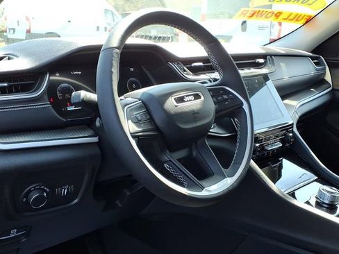 Certified 2023 Jeep Grand Cherokee L Laredo w/ Luxury Tech Group I AWD/4WD image 21