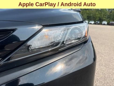 Used 2024 Toyota Camry SE image 6