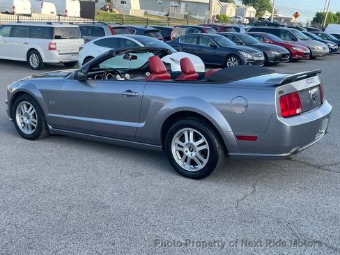 Used 2006 Ford Mustang GT RWD image 11