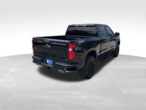 Used 2023 Chevrolet Silverado 1500 LT Trail Boss w/ LPO, Dark Essentials Package AWD/4WD image 7