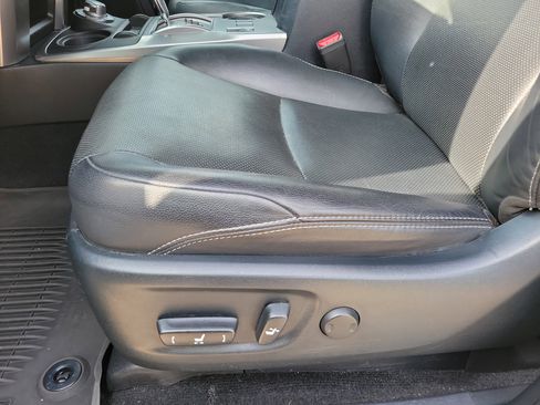 Used 2022 Toyota 4Runner Limited image 14