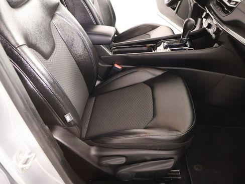 Used 2026 Jeep Compass Altitude image 13