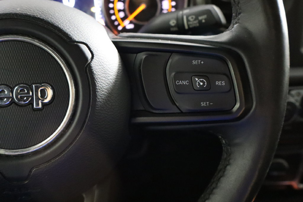 Used 2019 Jeep Wrangler Unlimited Sport w/ Technology Group AWD/4WD image 18