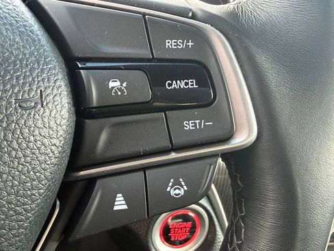 Used 2022 Honda Accord Sport image 11