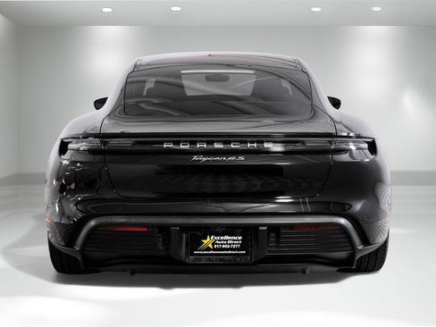 Used 2020 Porsche Taycan 4S image 8